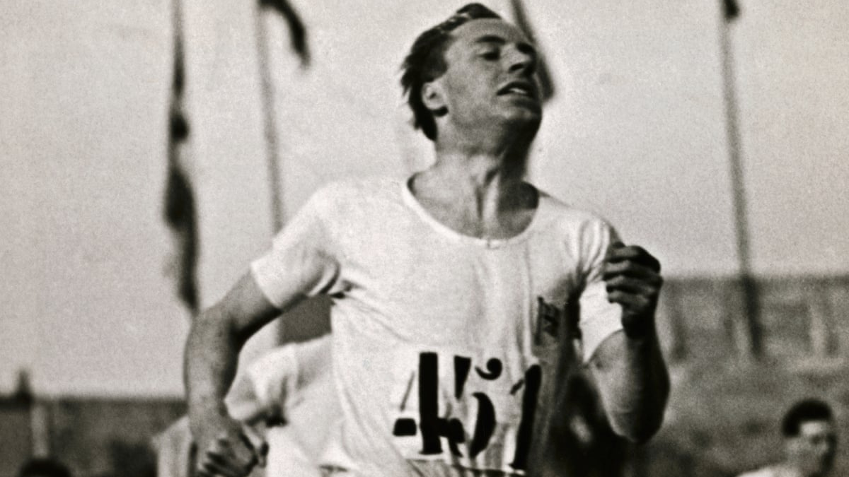 From the Olympics to war, a sprinting champion lived to serve God.